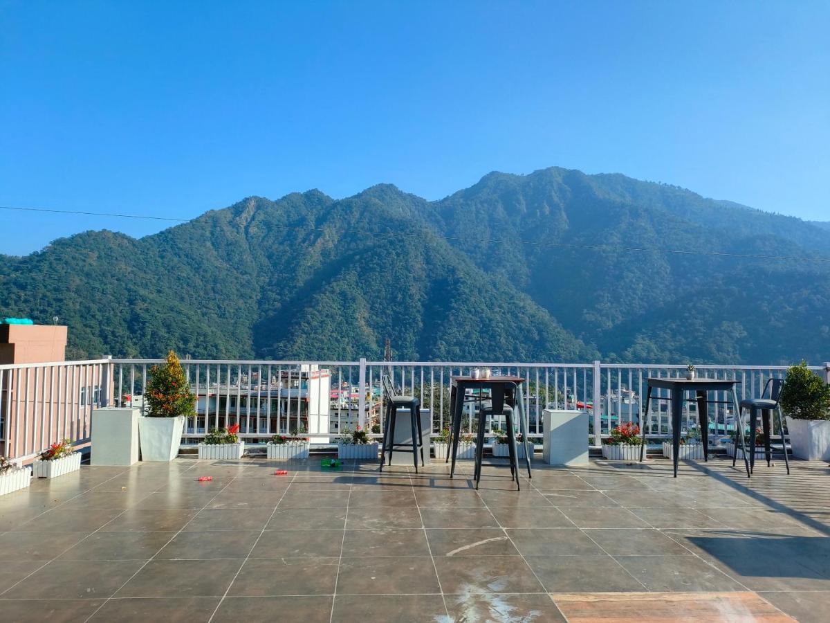 Backpacker Duniya Hostel Risikés Kültér fotó