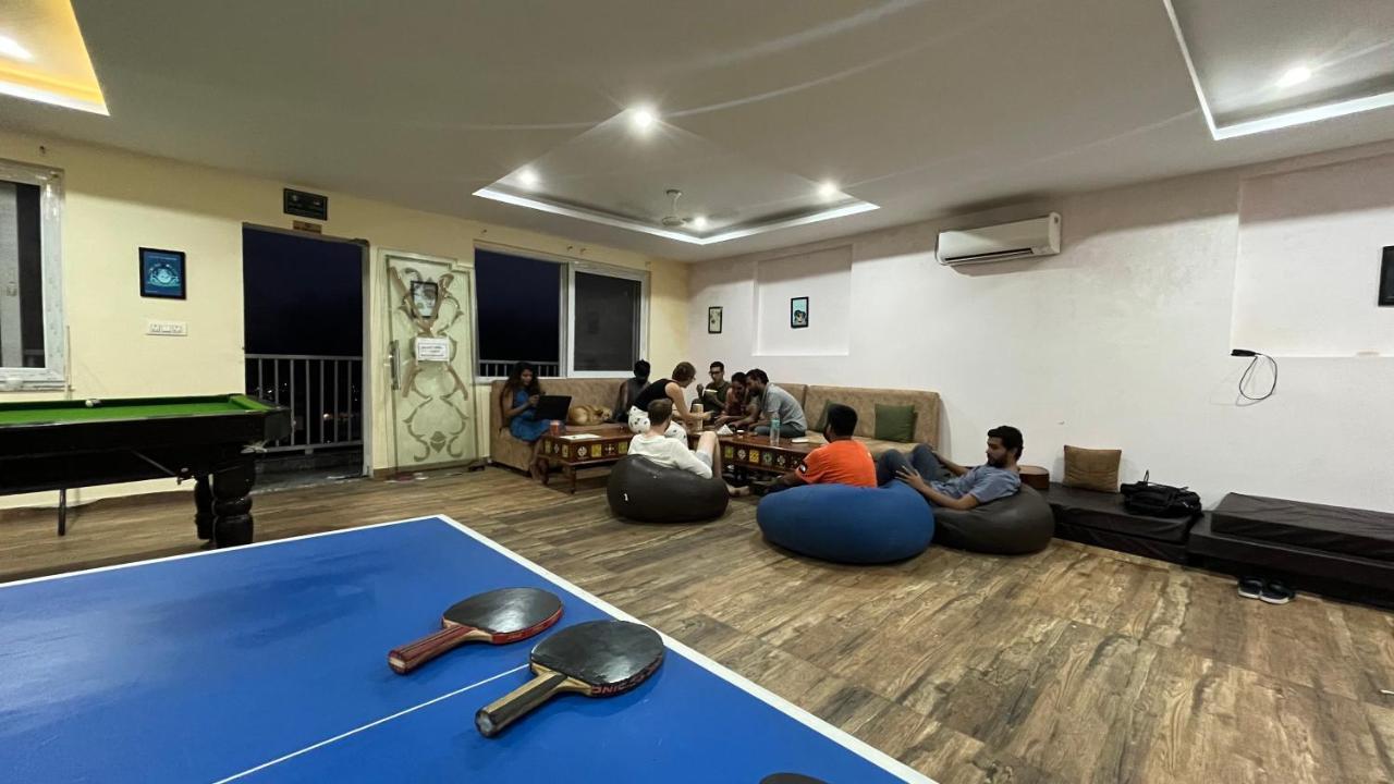 Backpacker Duniya Hostel Risikés Kültér fotó